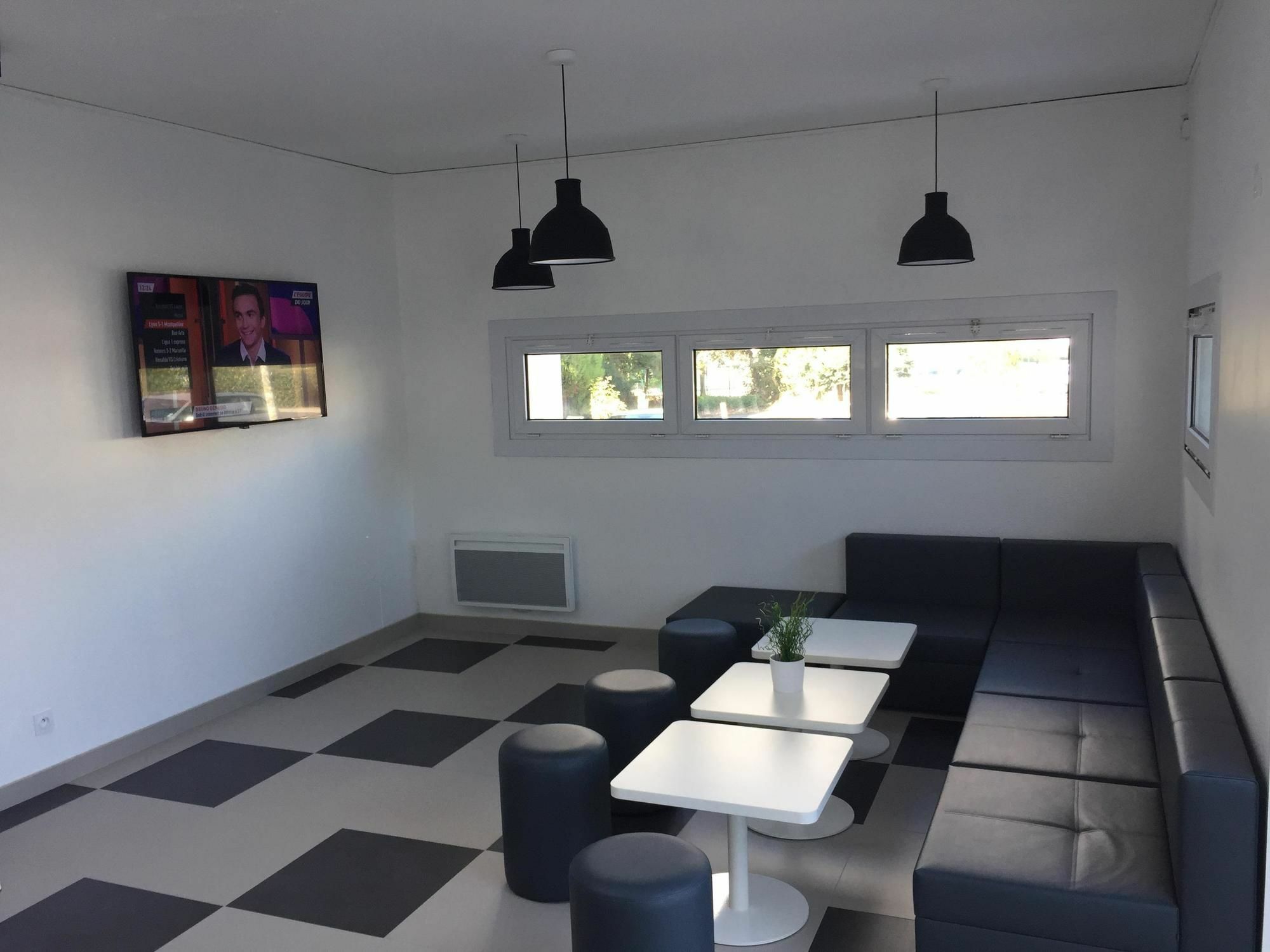 Premiere Classe Rennes Sud Est Chantepie Bagian luar foto